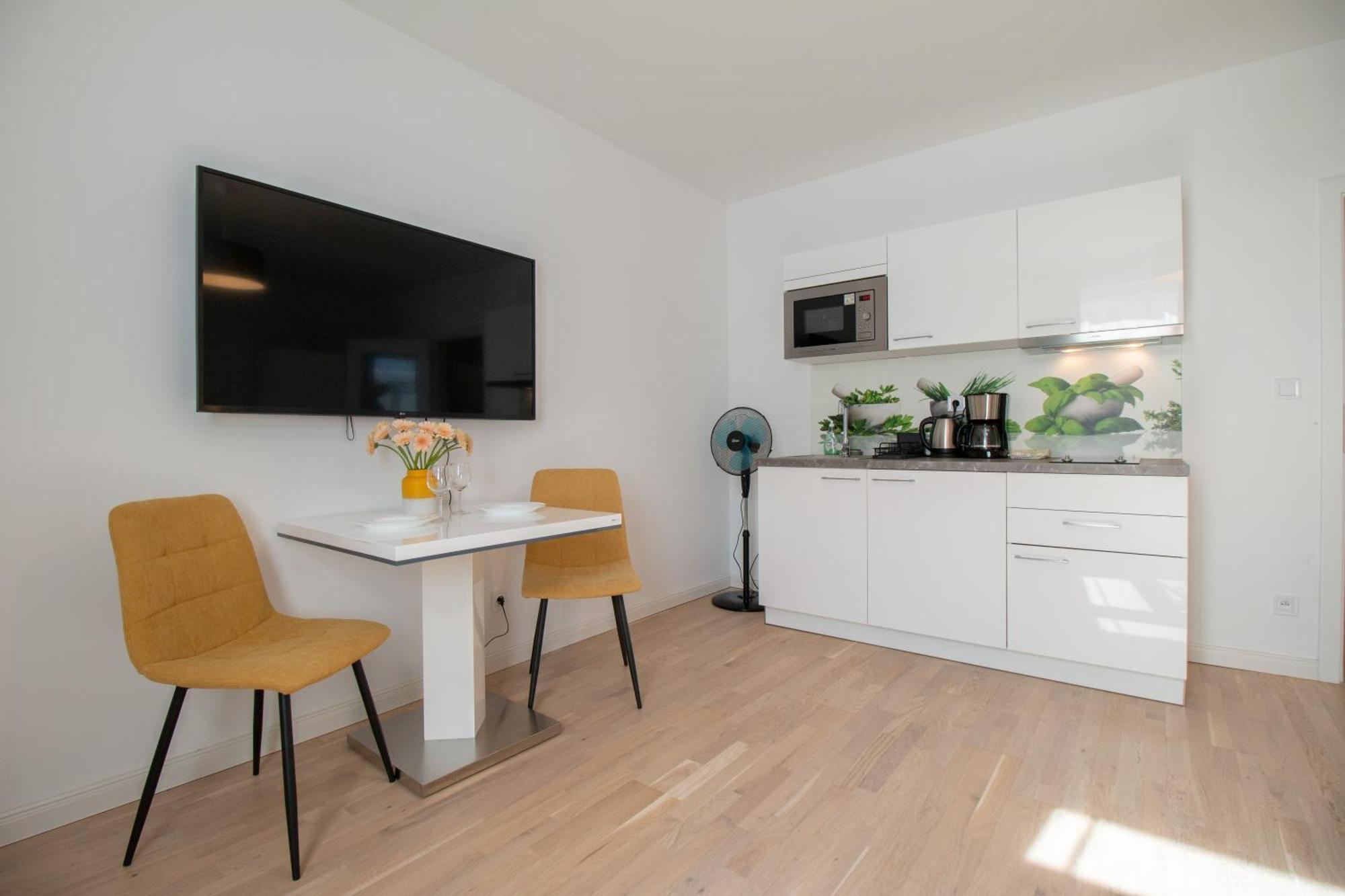Washingtonova Cr Apartments Prague Exterior photo