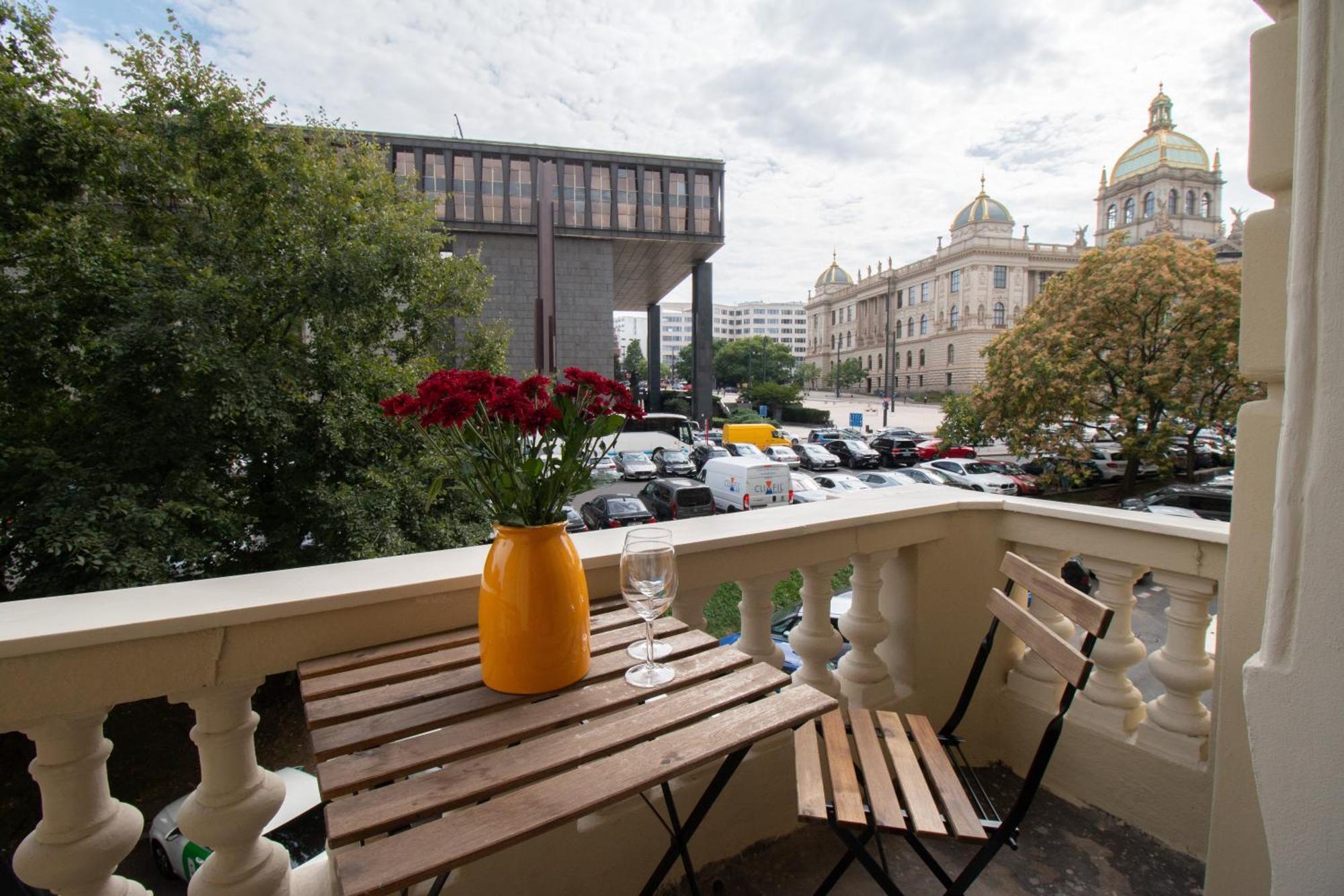 Washingtonova Cr Apartments Prague Exterior photo